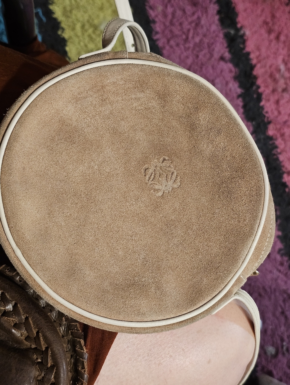 Vintage LOEWE Anagram Suede Leather Round Circle Shoulder Bag Crossbody Beige - Picture 4 of 9